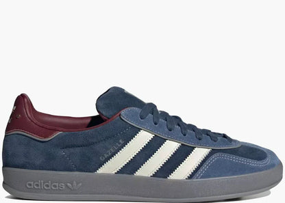 Marona Indoor Heritage – Navy Suede Burgundy Heel Trainer