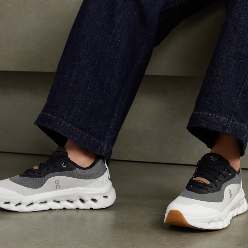 AeroVault™ – Monochrome CloudFlow Trainer