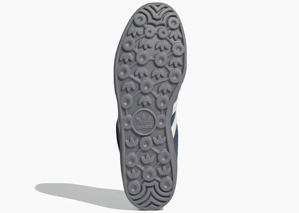 Marona Indoor Heritage – Navy Suede Burgundy Heel Trainer